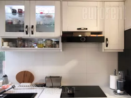 CRVENI KRST | 4zida.rs