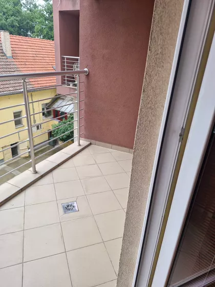 Žarka Zrenjanina 12 | 4zida.rs