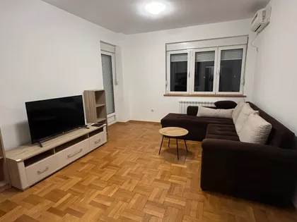 Kneza Mihaila Obrenovića 14 | 4zida.rs