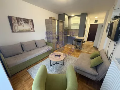 Cara Dušana | 4zida.rs