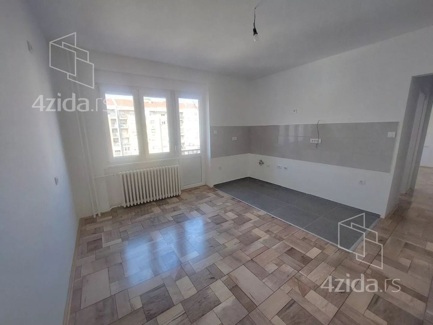 Dvoiposoban stan | 4zida