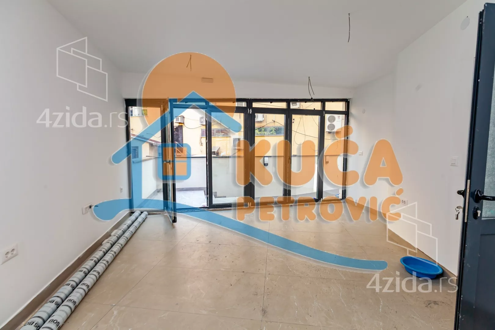 Lokal | 4zida