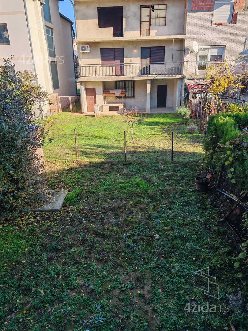 3-etažna kuća | 4zida