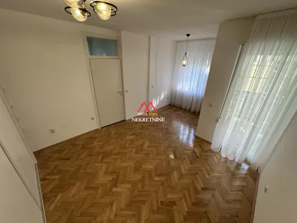 Vase Stajića | 4zida.rs