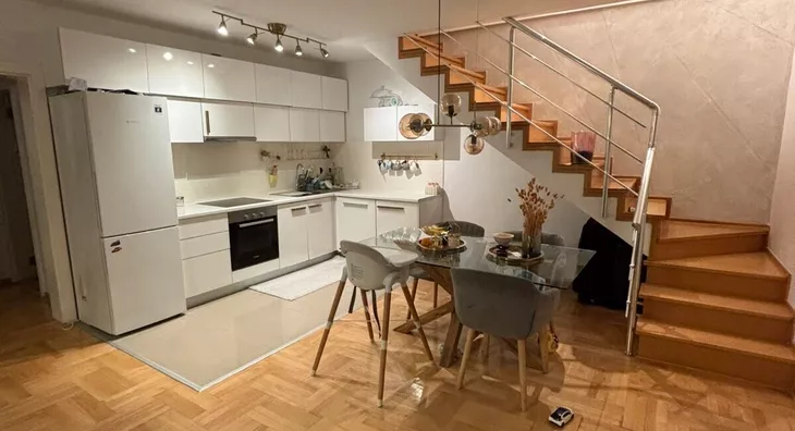 Četvoroiposoban stan | 4zida