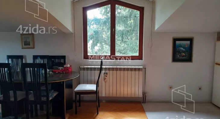 Šestosoban stan | 4zida