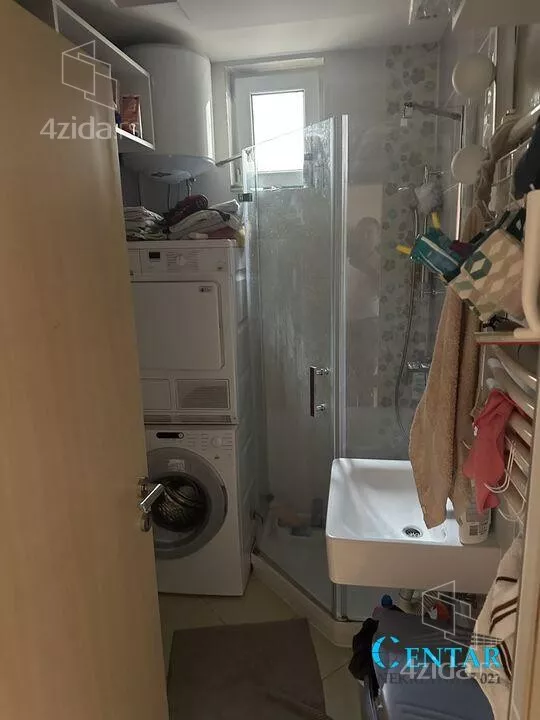 Četvoroiposoban stan | 4zida