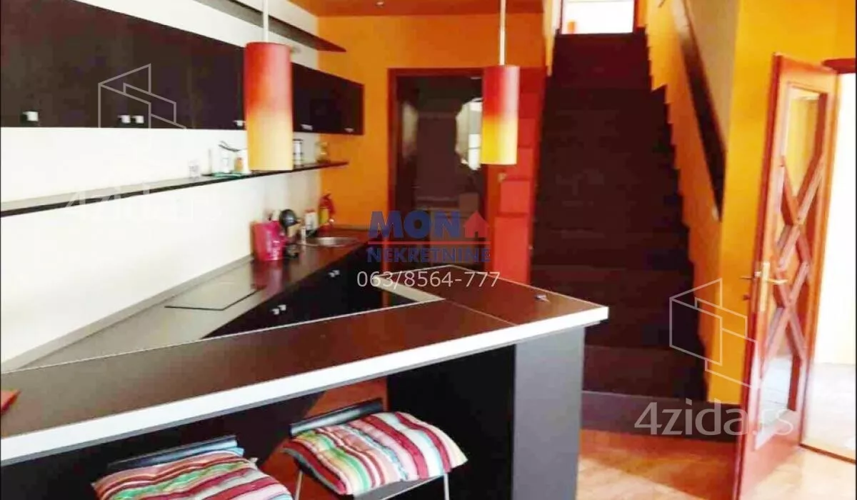 Šestosoban stan | 4zida