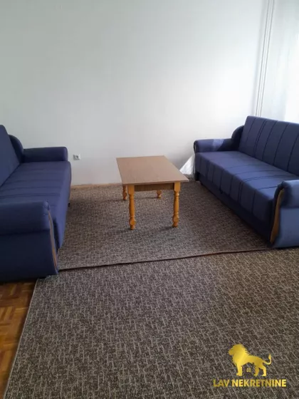 BULEVAR CARA LAZARA | 4zida.rs