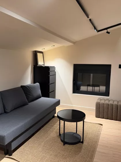 Crveni Krst Vračar | 4zida.rs