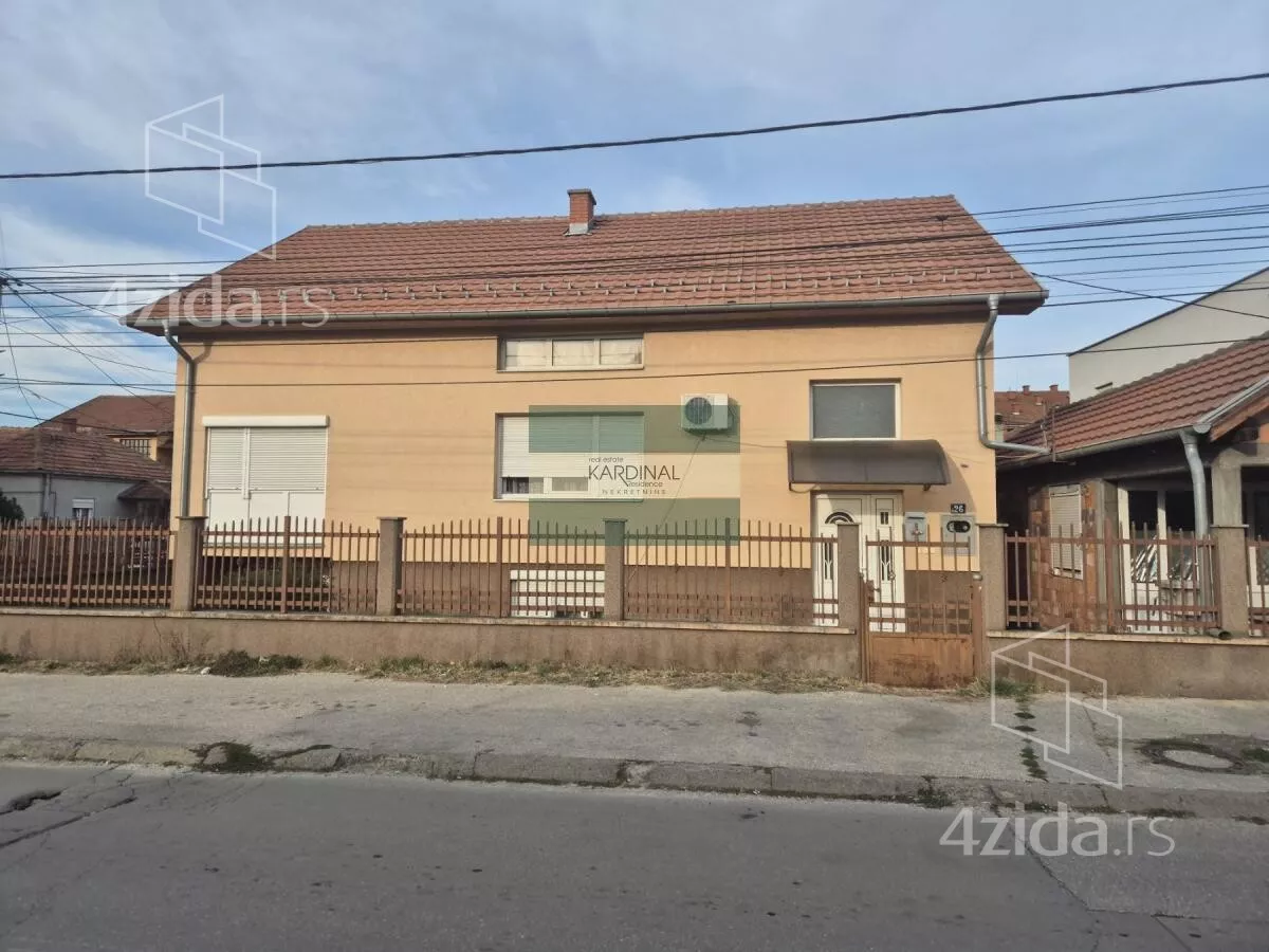 Kuća | 4zida