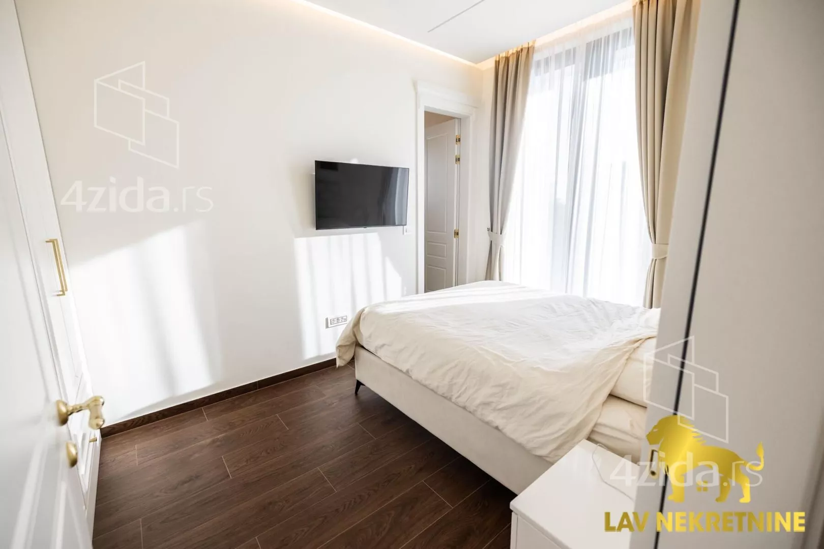 Petosoban stan | 4zida