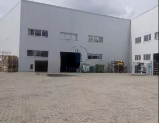 Poslovna zgrada | 4zida