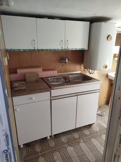 Svetosavska | 4zida.rs