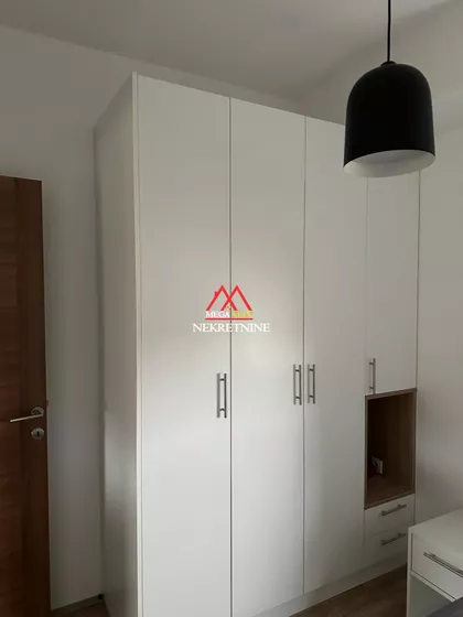 Steva Čuturila | 4zida.rs