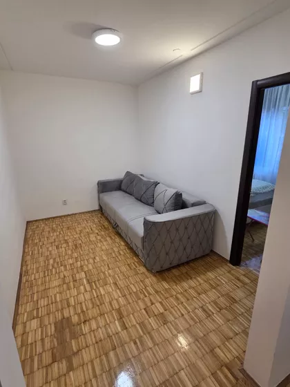 Višnjička Banja | 4zida.rs