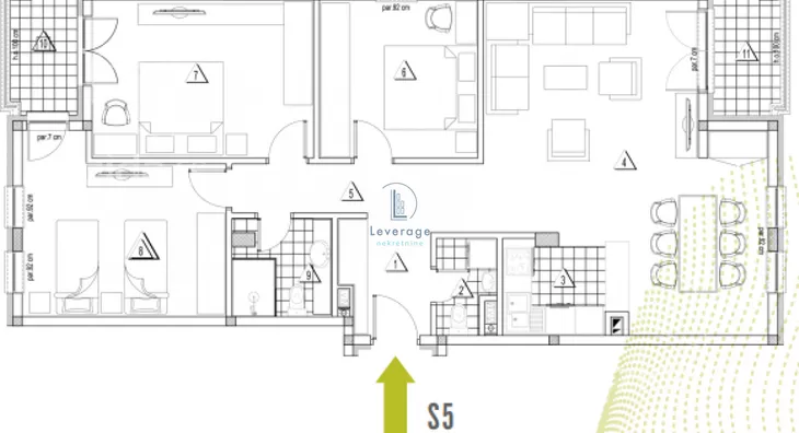 Četvoroiposoban stan | 4zida