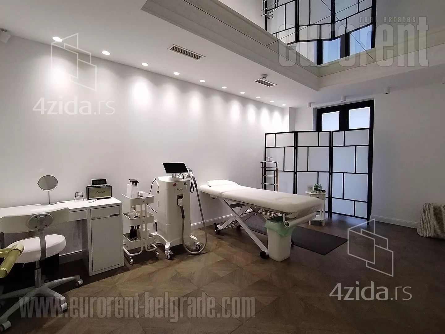 Lokal | 4zida