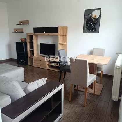 Koste Josipovića | 4zida.rs
