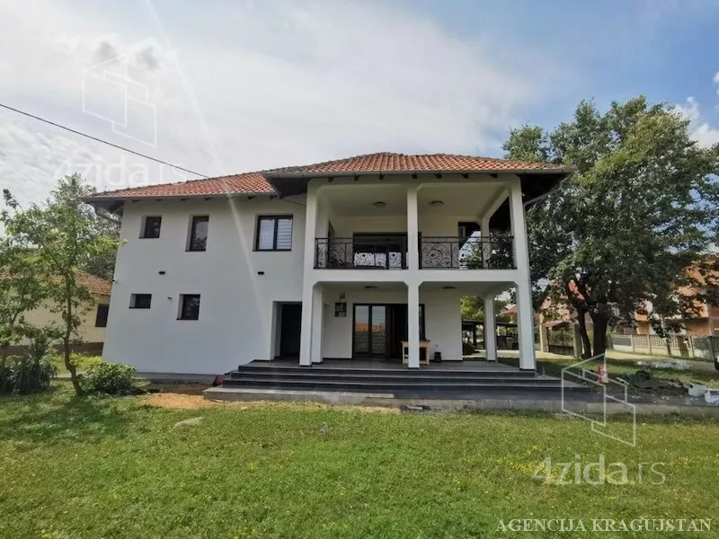Kuća | 4zida