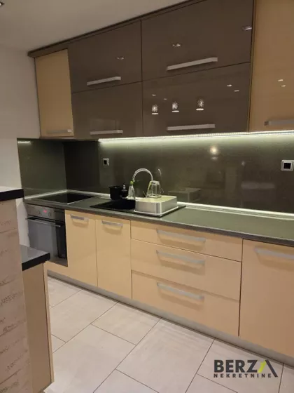 Nova Detelinara | 4zida.rs