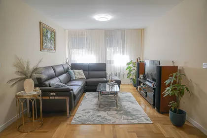 Skender Begova | 4zida.rs