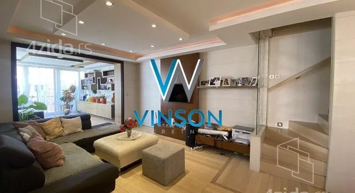 3-etažna kuća | 4zida