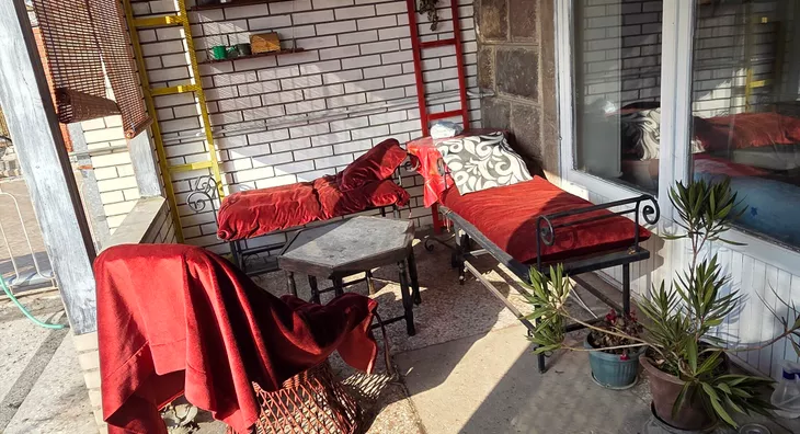 Sedmosoban stan | 4zida