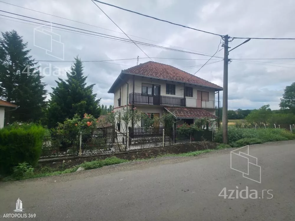 3-etažna kuća | 4zida
