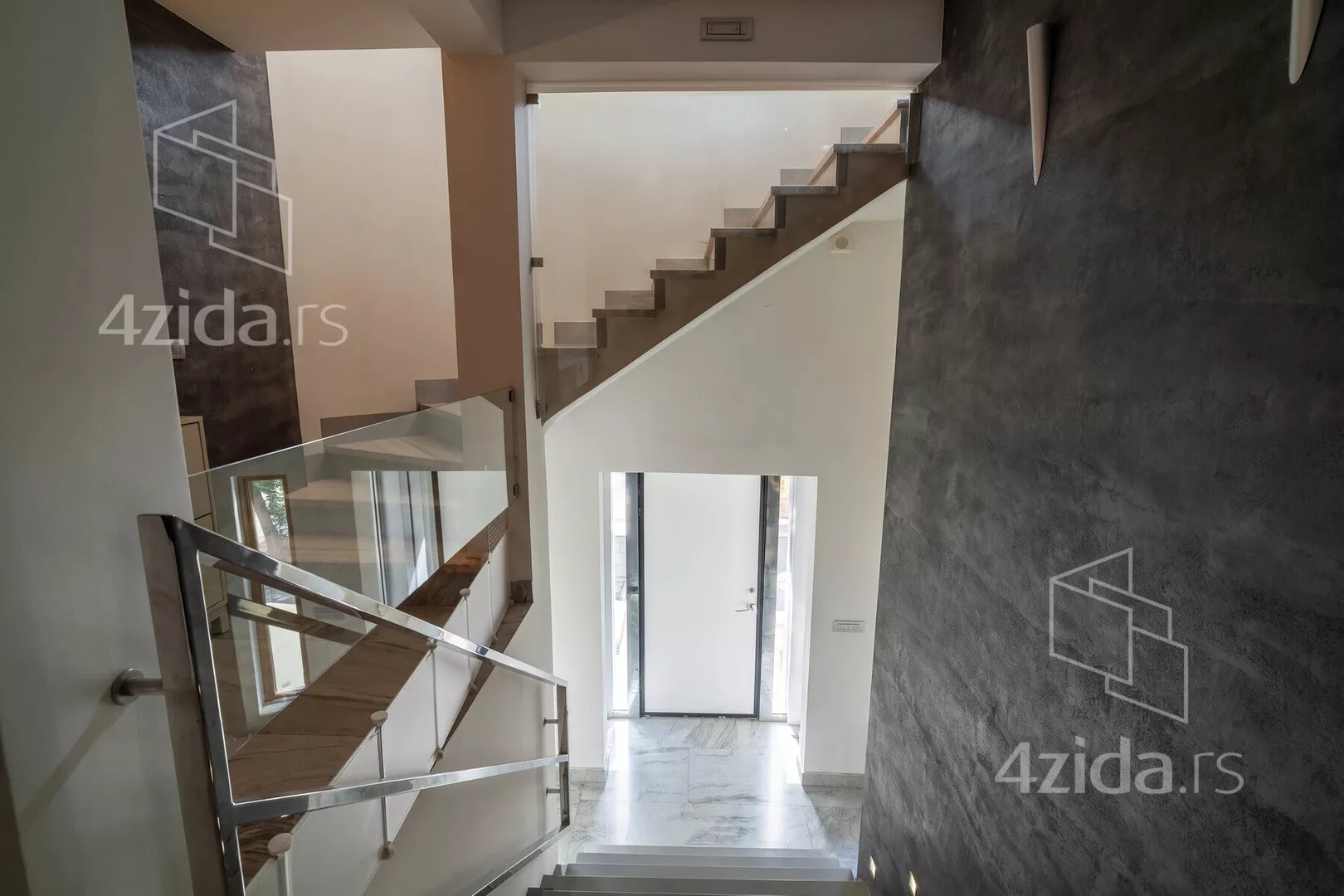 4-etažna kuća | 4zida