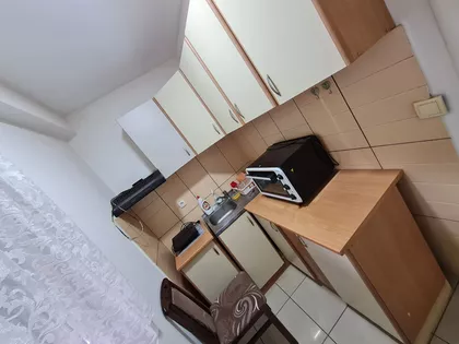 Trg Kosturnica | 4zida.rs
