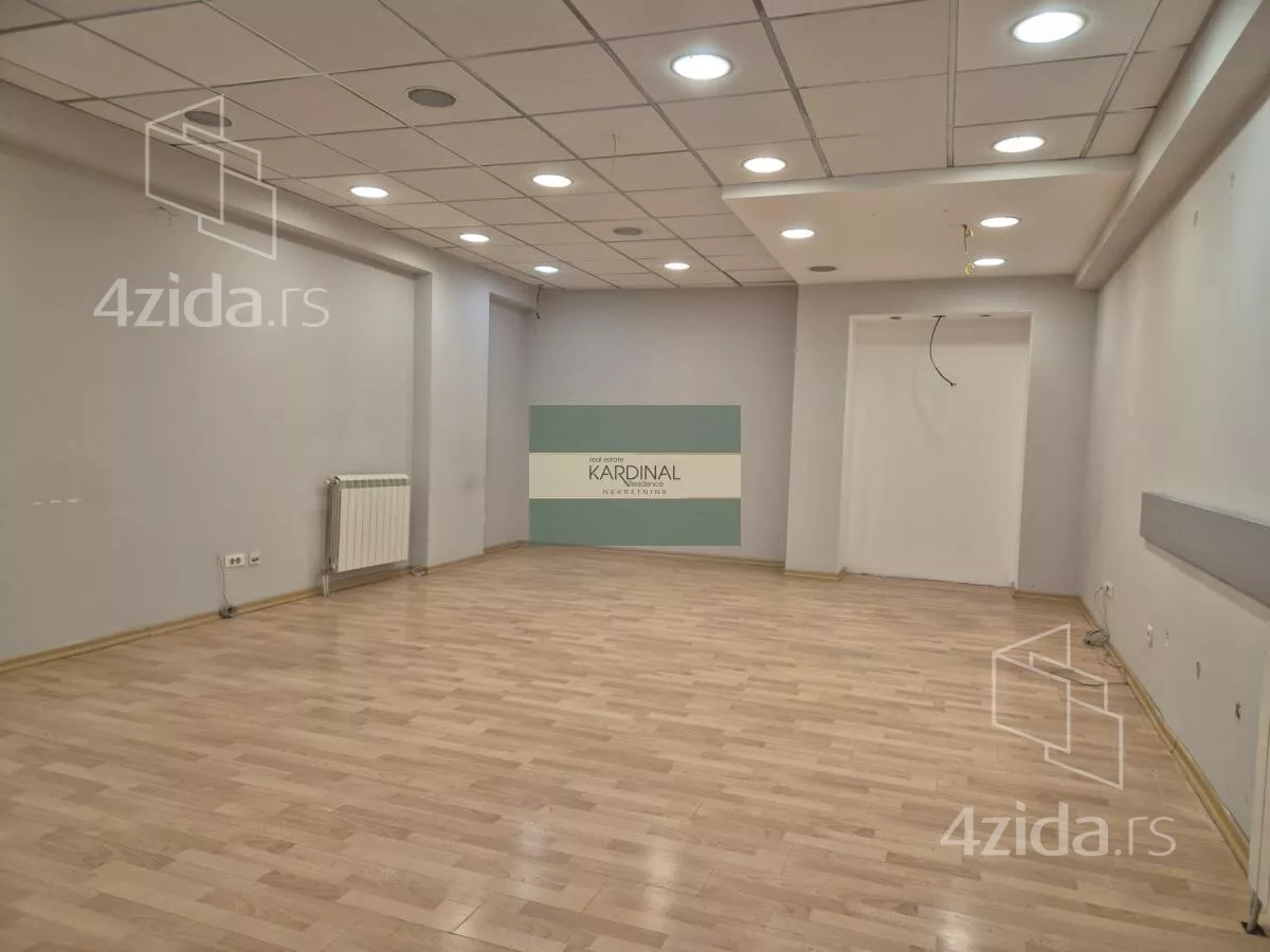 Poslovni prostor | 4zida