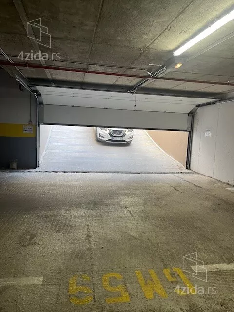 Garaža | 4zida