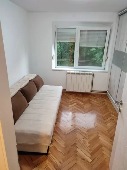 Sremska 9B | 4zida.rs