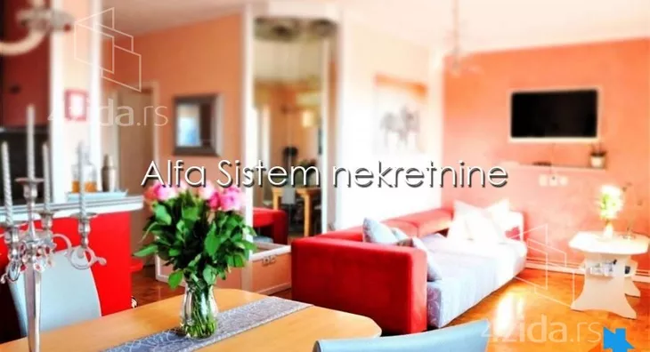 Troiposoban stan | 4zida