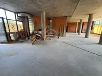 Lokal | 4zida