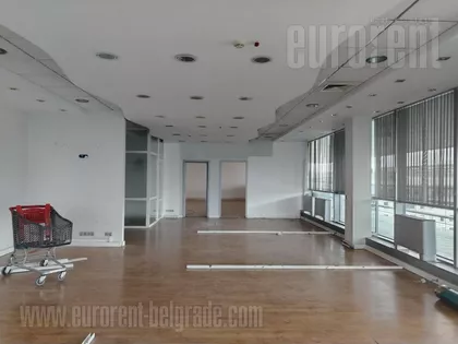 NOVI MERKATOR | 4zida.rs