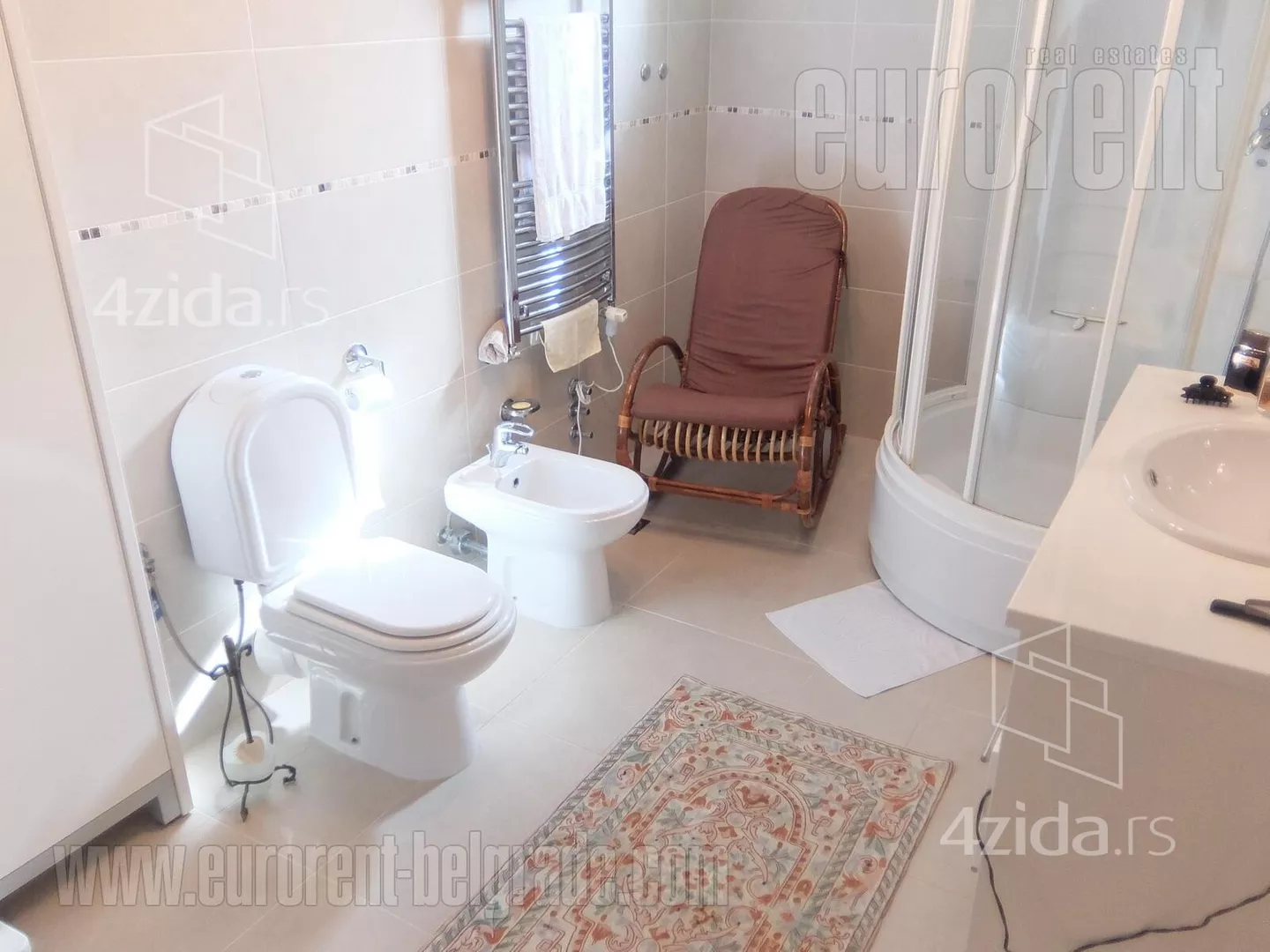 Petosoban stan | 4zida