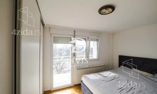 Četvoroiposoban stan | 4zida