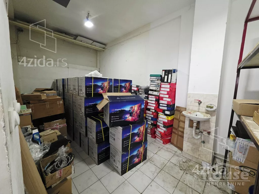 Lokal | 4zida