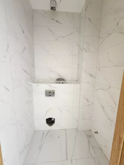 Prvomajska | 4zida.rs