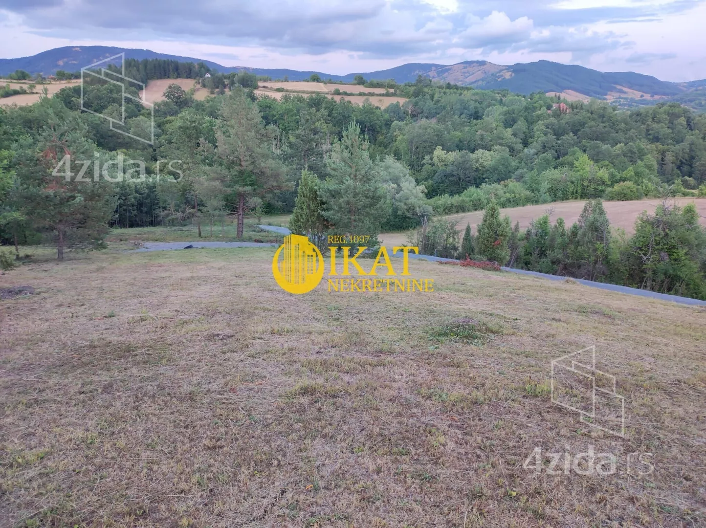 Građevinsko zemljište | 4zida