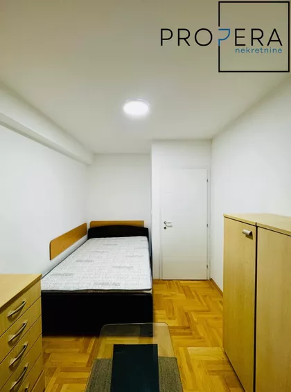 Cara Dušana | 4zida.rs