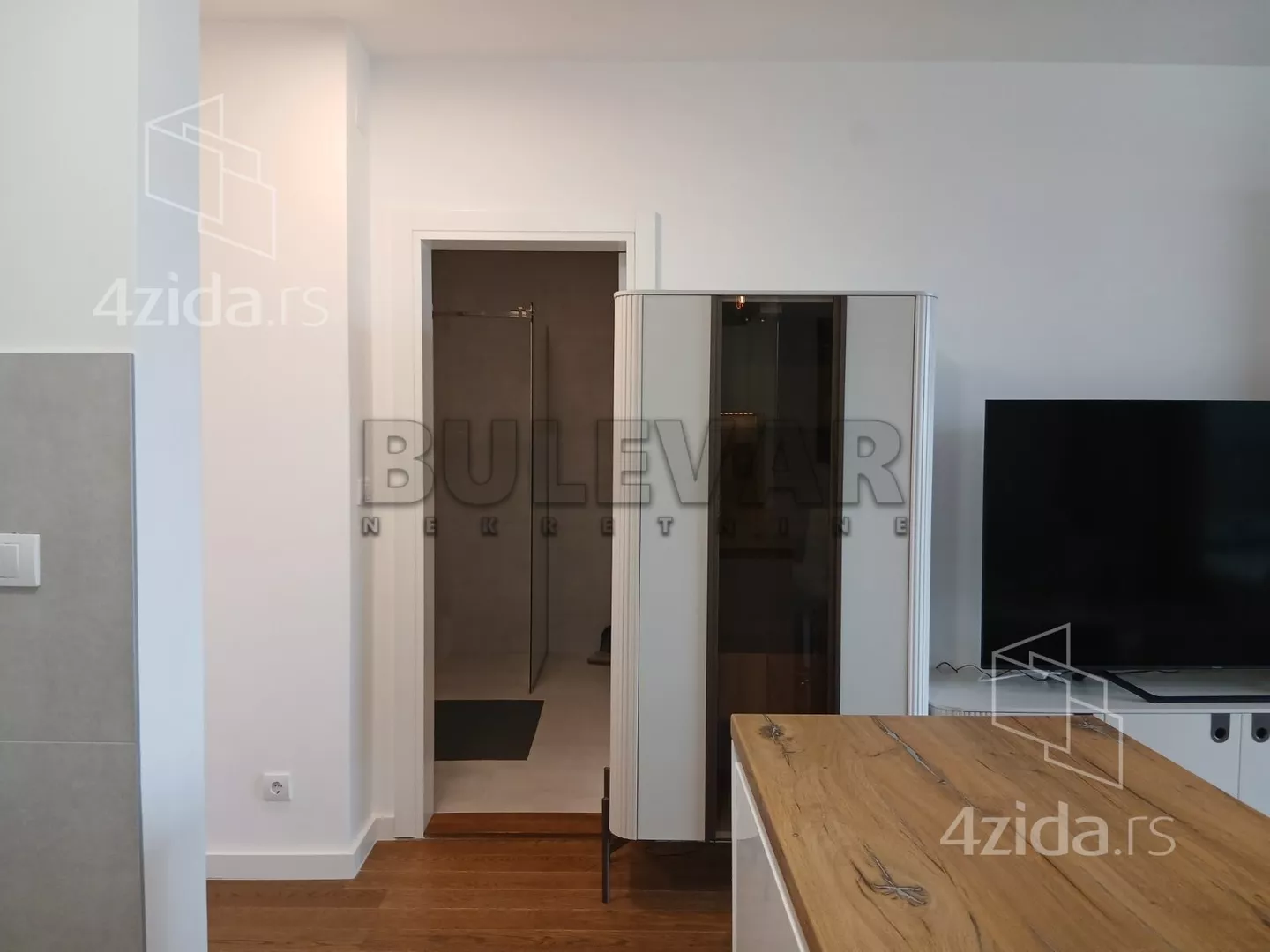 Garsonjera | 4zida