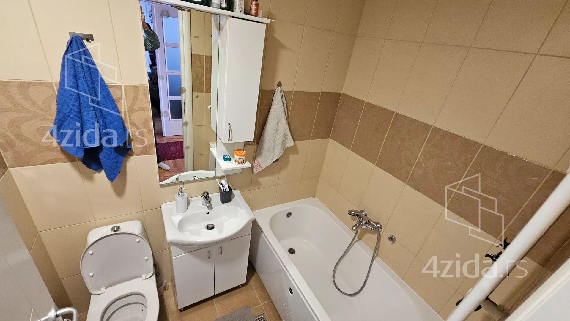 Četvorosoban stan | 4zida