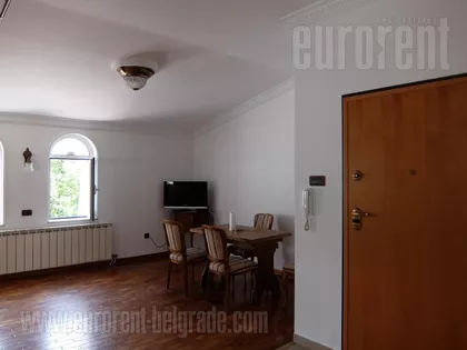 DEDINJE BELI DVOR | 4zida.rs