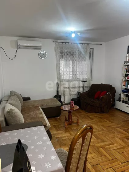 Vojvode Vlahovića Zvezdara | 4zida.rs