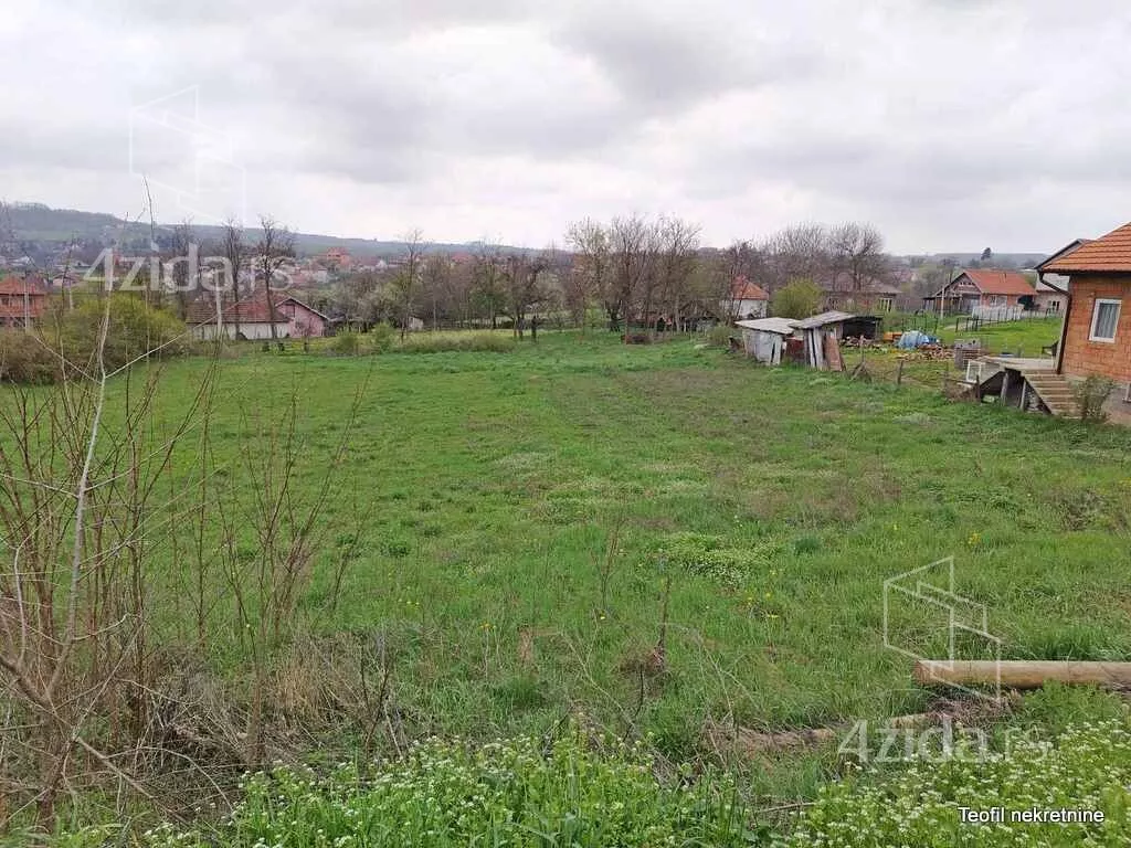 Plac | 4zida