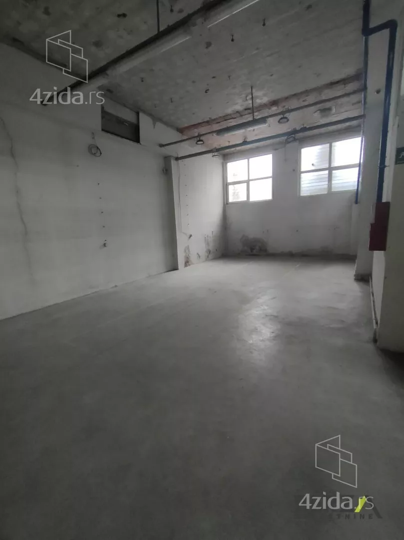 Poslovni prostor | 4zida