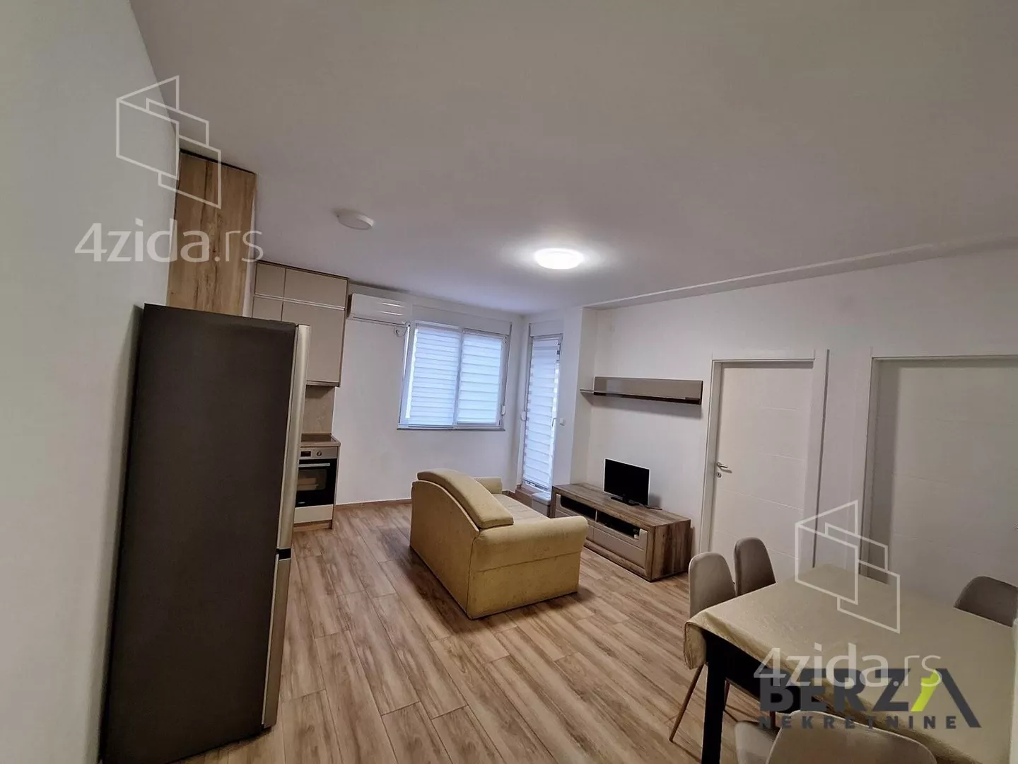 Dvoiposoban stan | 4zida